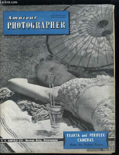 Amateur photographer n 3483 - Beauty of venice by F.T. Matthews, Take the plunge by Robert Collins, Buckets and spades, Little ships by G.H. Pursell, Balance and the optical centre, Kodak bantam colorsnap camera, The family on holiday by Mike David
