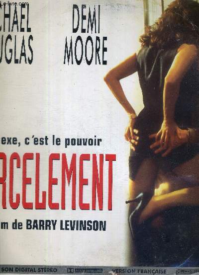 1 LASERDISC - HARCELEMENT - UN FILM DE BARRY LEVINSON - AVEC MICHAEL DOUGLAS ET DEMI MOORE